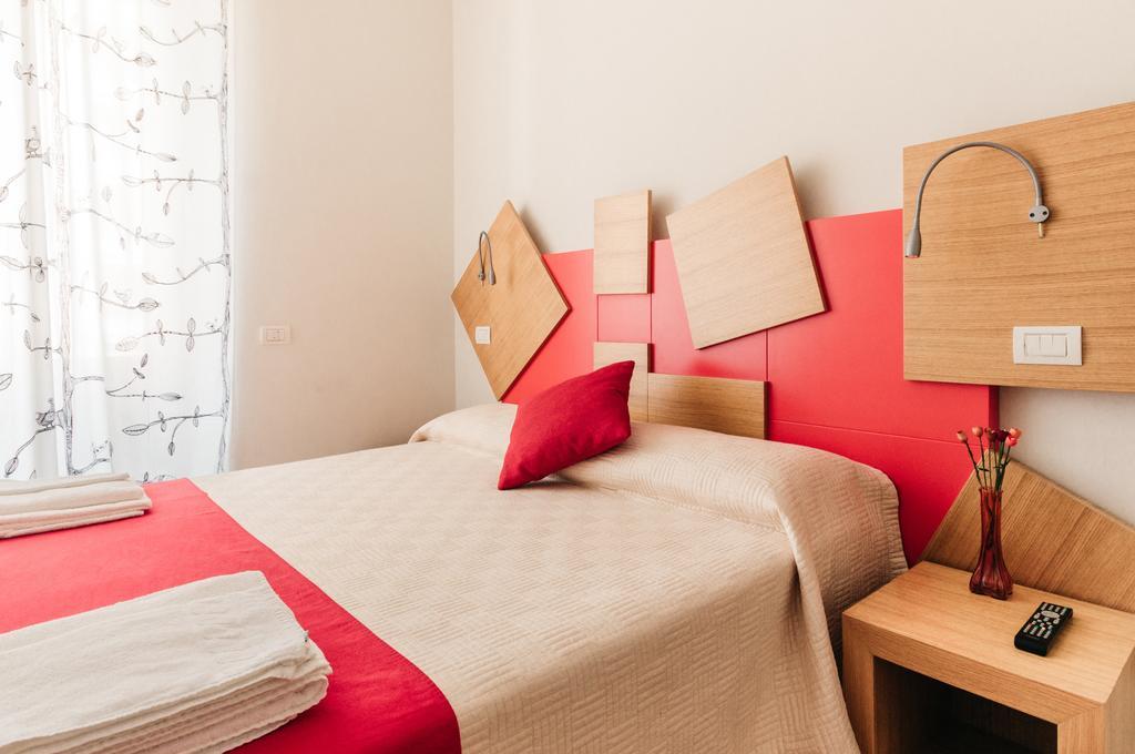 Bed and Breakfast Adriano Augusto Roma Camera foto